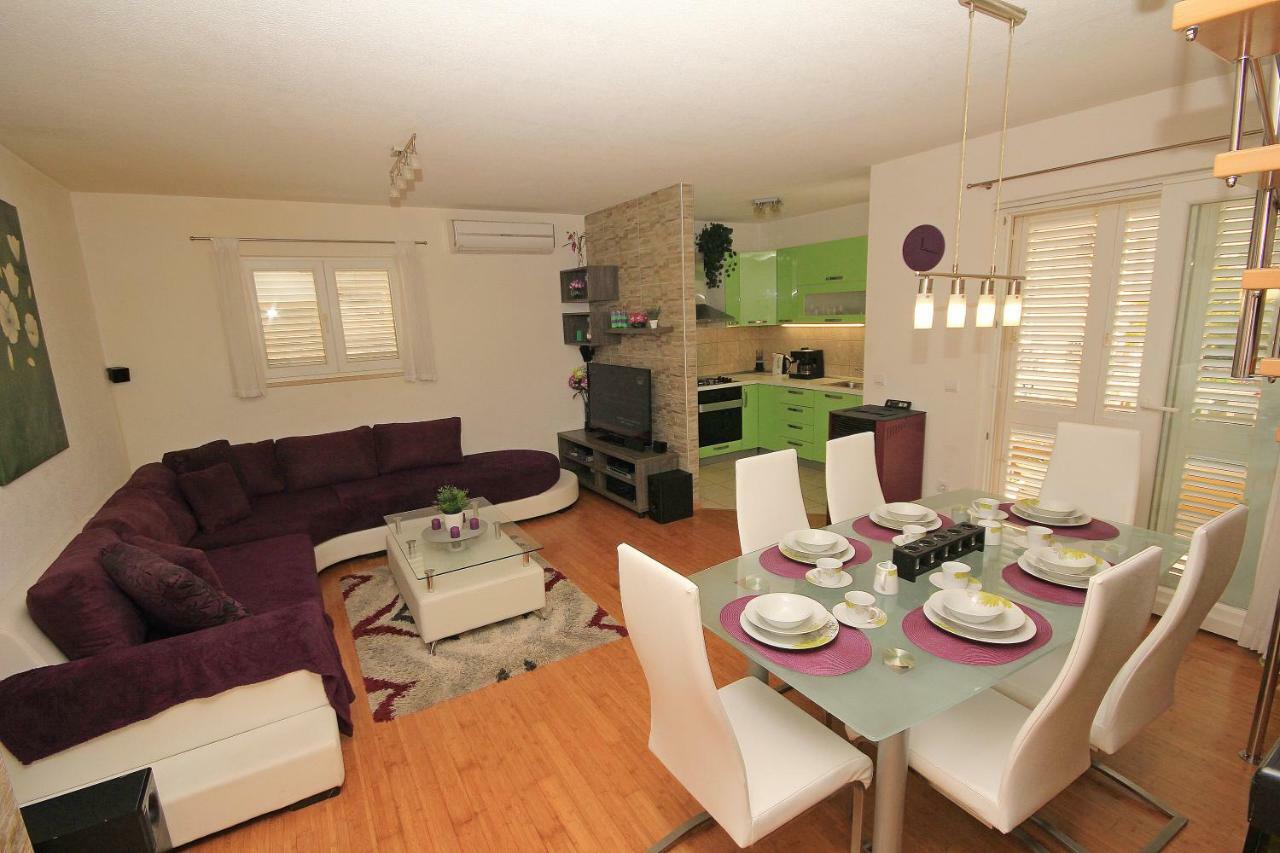 Apartment Ivana Makarska Bagian luar foto