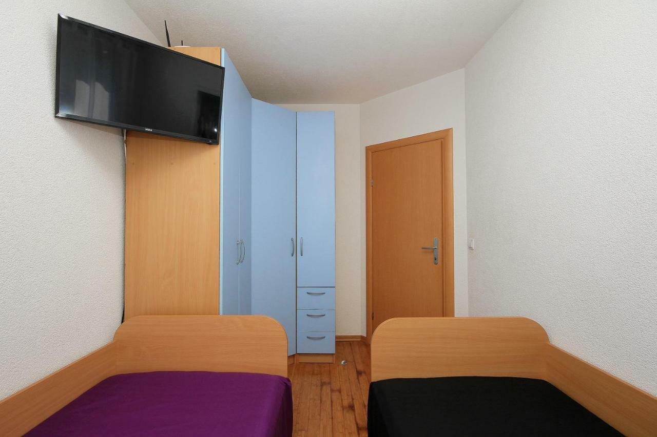 Apartment Ivana Makarska Bagian luar foto