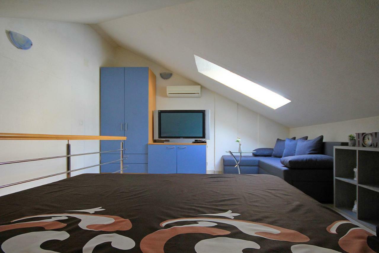 Apartment Ivana Makarska Bagian luar foto